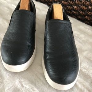 Dr. Scholl’s Womens 7.5 M Scout Slip-on Sneakers Black Leather